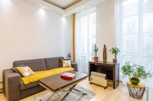 GuestReady - Modern apartment in a prime location - Housity