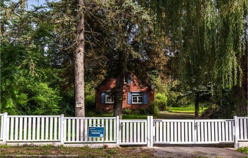 Nice Home In Neukloster With Wifi - Housity