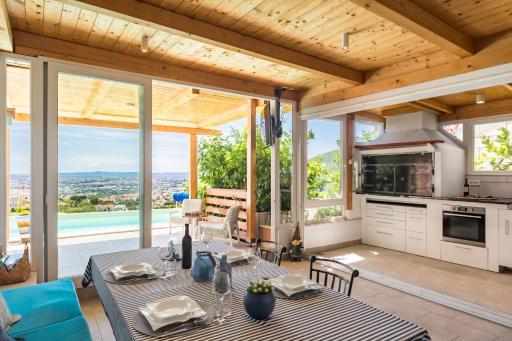 Panoramic Leisure Retreat - Housity