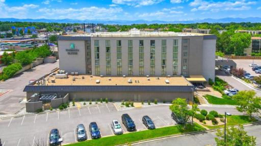 Embassy Suites by Hilton Denver Tech Center North - Housity