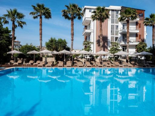 Nia Boutique Hotel by Rapo's Resort - Housity