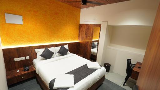Hotel Hive Inn - Kozhikode - Housity