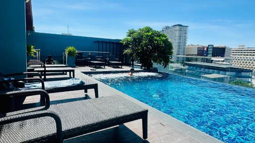 The Base Inn Pattaya - Housity