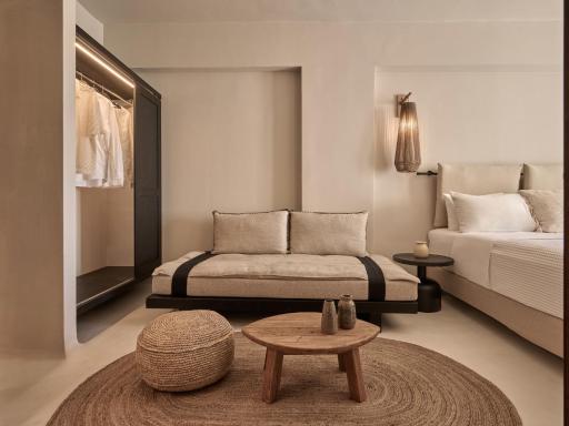 Beachfront Utopia Hotel - Housity