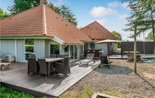 Cozy Home In Asperup With Sauna - Housity