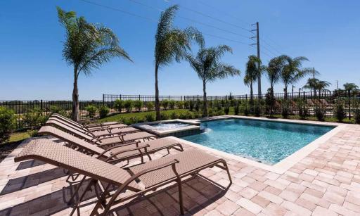 Charming 10 Bdrm Villa with Open Living Area at Encore - Housity