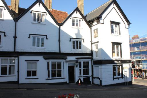 The George Hotel Stansted Airport - Housity