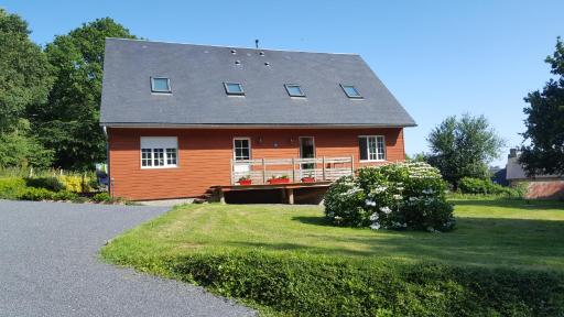 Saint Pierre House - Housity