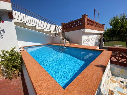 Elga Carob Holidays House by HLCLUB Agency - Housity