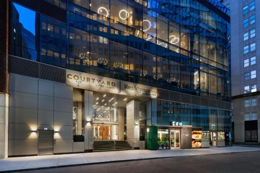 Courtyard New York Downtown Manhattan/Financial District - Housity