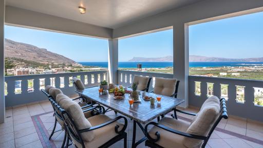 Michael's Villa - Housity