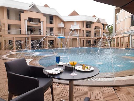 Royal Orchid Central Kireeti-HAMPI Hospet - Housity