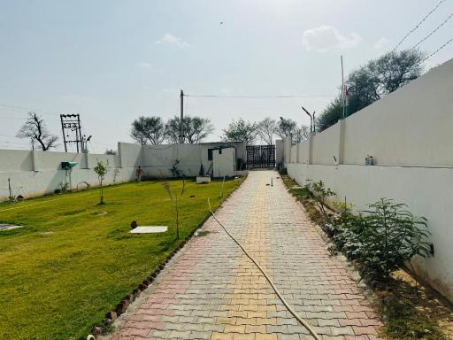 Aarvi bijender farm - Housity
