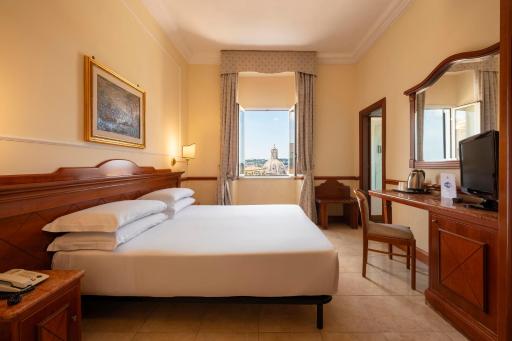 Hotel Hiberia - Housity