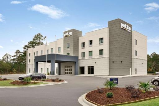Park Inn by Radisson Florence, SC - Housity