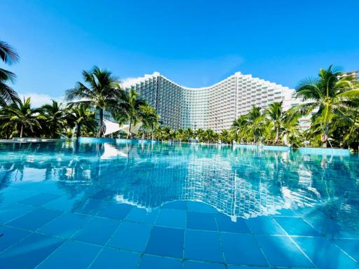 Arena Cam Ranh Bay Resort - Housity