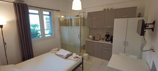 Mini studio in Kirra , ancient port of Delphi , air condition , WiFi, near the beach - Housity
