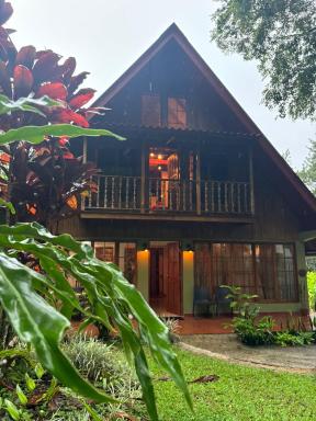 Mountain Chalet - Housity