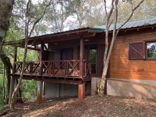 Cabañas en Reserva Privada Bahía Santa Ana - Housity