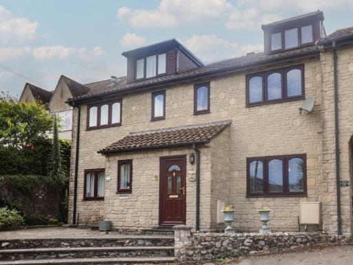 2 Kersbrook Gardens - Housity