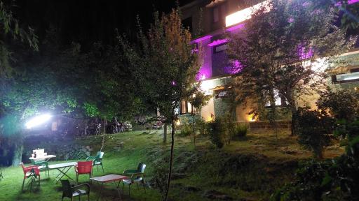 Horse Shoe Motel Gulmit - Housity