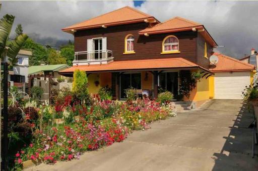 Villa Passiflora - Hizvo