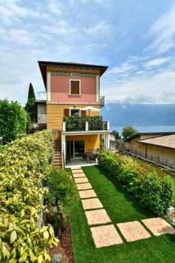 Il sogno sul lago - Housity