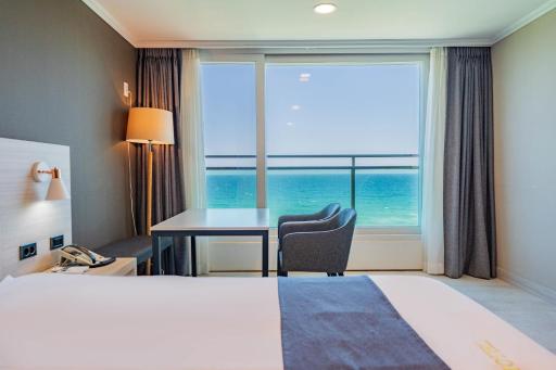 Gyeongpo Soo Hotel - Housity