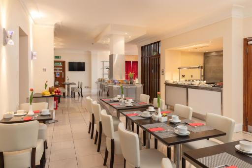 Park Grand Hyde Park - Housity
