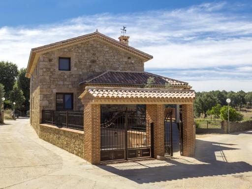 Casa Rural de Lujo Los Soles - Housity