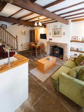 Weavers Cottage by Weavers of Haworth - Housity