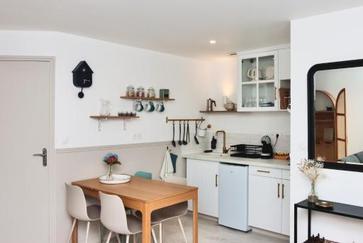 La Source - Spacieux T2 au coeur du village, à 5min des plages - Housity