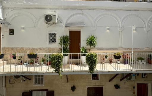 Onny's House - Housity