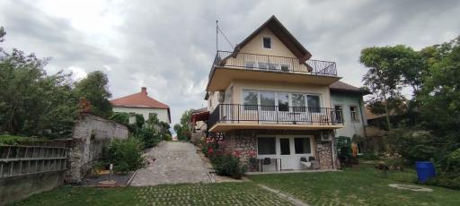 Gecse-Villa - Housity