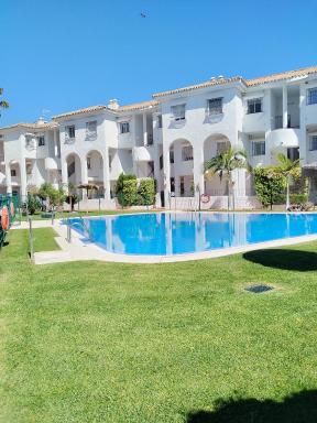 Apartamento Costa de Sancti Petri by Chiclana Dreams - Housity