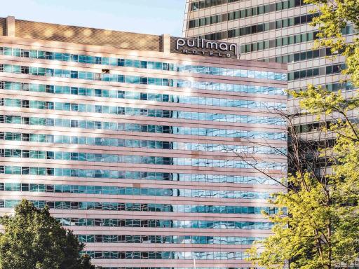 Pullman Paris La Défense - Housity