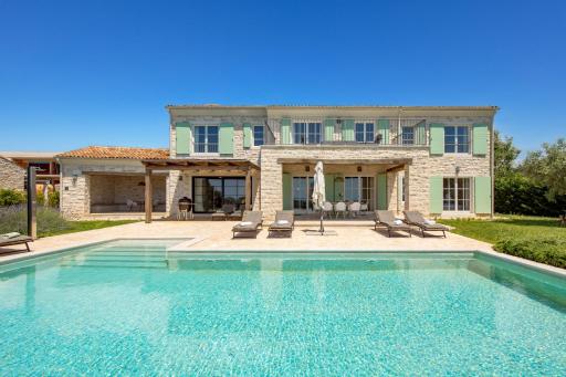 Villa Zelena with Panoramic Seaview and big Pool - Housity
