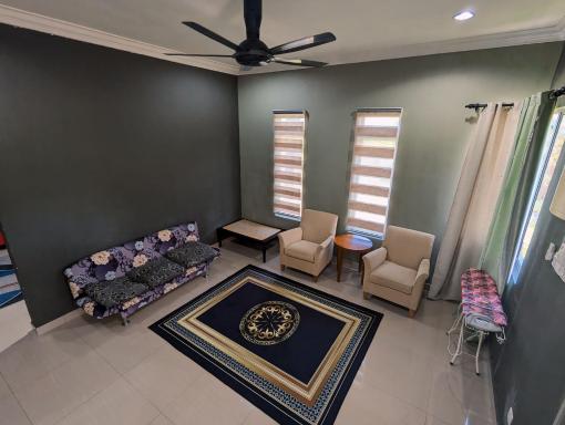 Aish Homestay - Housity
