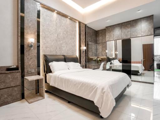 Premium Room - Housity