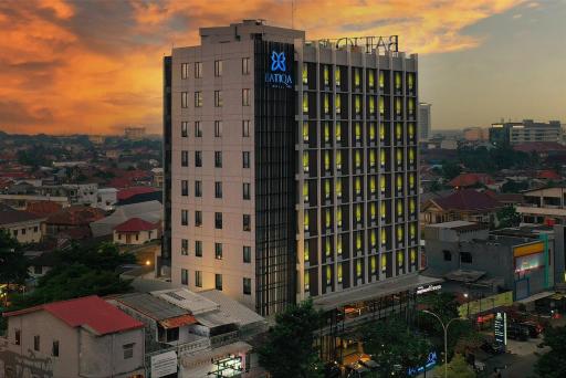 BATIQA Hotel Palembang - Housity