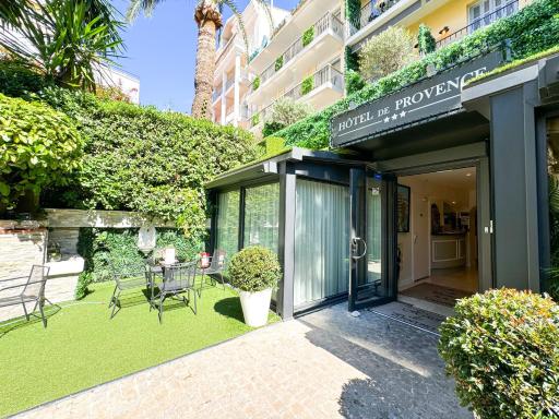 Hôtel de Provence - Housity