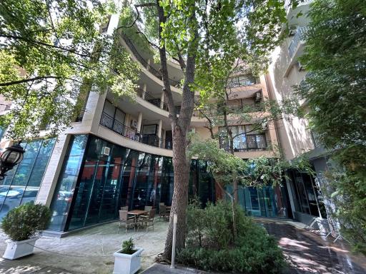 Saphire Studio - Housity