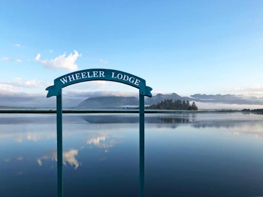 Wheeler on the Bay Lodge and Marina - Housity