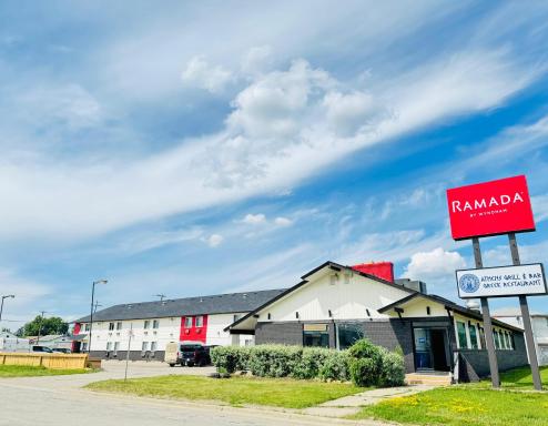 Ramada by Wyndham Dawson Creek - Housity