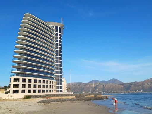 Loddey's Self Catering Apartments - by Beach Collection - Housity