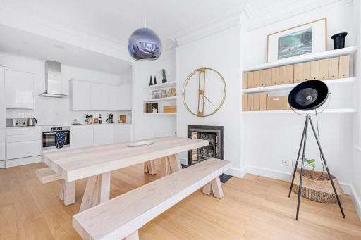 Contemporary Flat in the centre of Fitzrovia - Housity
