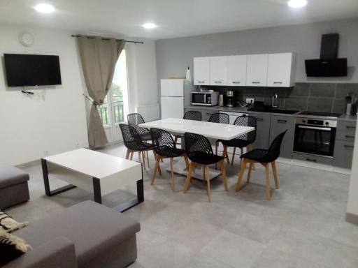 appt tout confort a laveissiere 103 - Housity