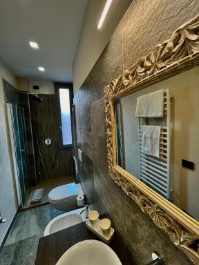 Suite Falier- Luminosa Venezia - Housity