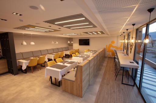 VALENT OTEL BUSINESS - Housity