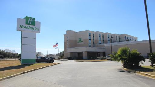 Holiday Inn Baton Rouge-South, an IHG Hotel - Housity